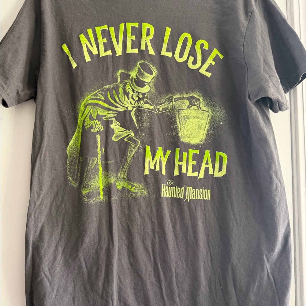 Haunted Mansion Hatbox Ghost Disney Parks Merch Graphic Tee - Black